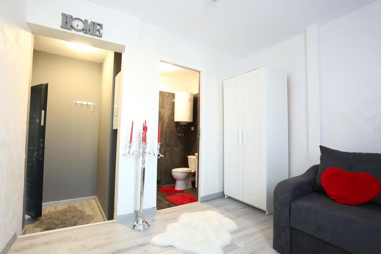 Simona Maria 2 Apartment Bucharest Exterior photo